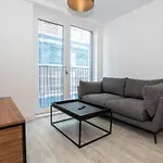 Smart 1 Bedroom Apartment In Salford Manchester